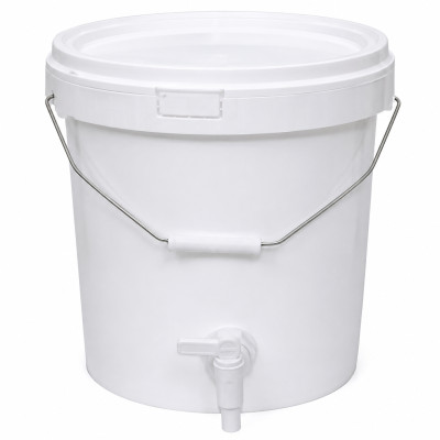 PLASTIC BUCKET WITH TAP 10 LTR